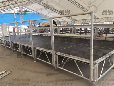 鋁合金帳篷和舞台