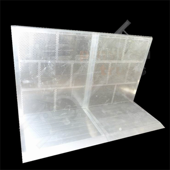 crowd barrier crowd barrier